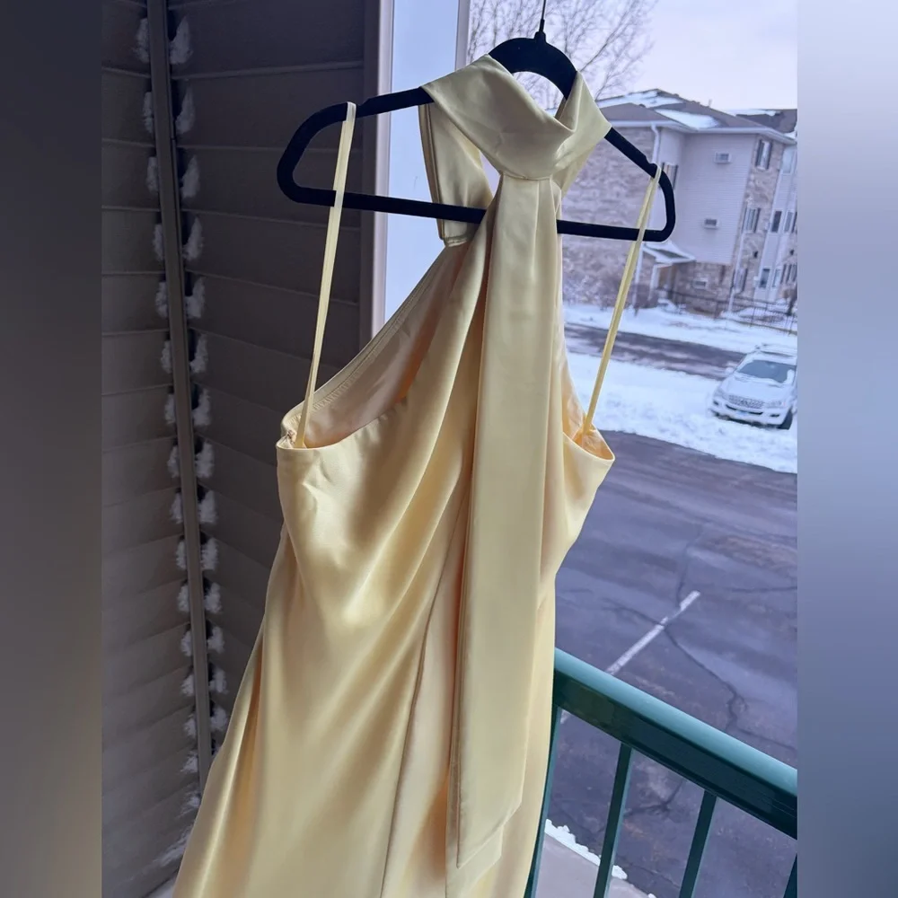 🆕🌼 Antonio Melani Darah Satin Butter Yellow Maxi Dress Size 16 Formal Gown Chic - Picture 5 of 17